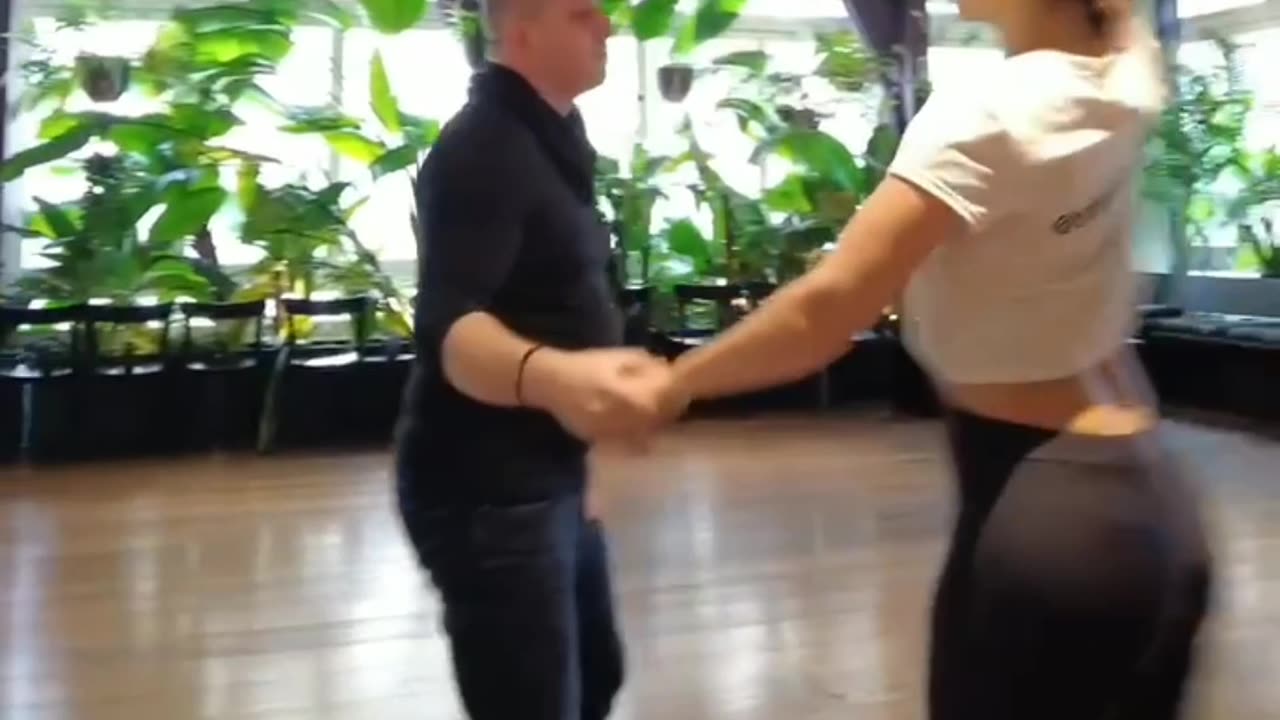 Rückblick vom Bachata Workshop mit @martin.bailadoro und @brinas_profil