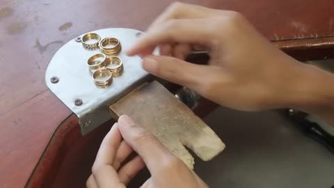 make a small knife pendant