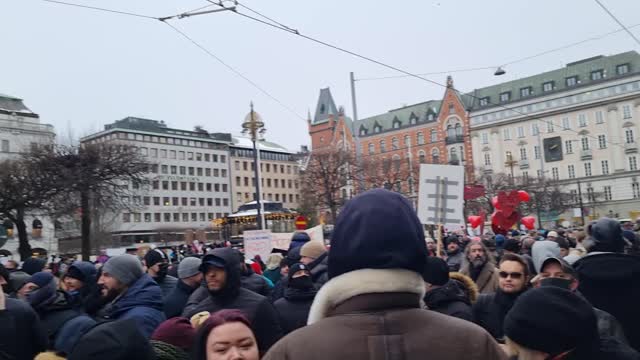 HUGE DEMONSTRATION IN SWEDEN AGAINST COVID RESTRICTIONS!