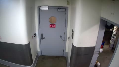 6128RHOBSBRSBST4Stairwell4_2021-01-06_00h00min00s463ms.mp4