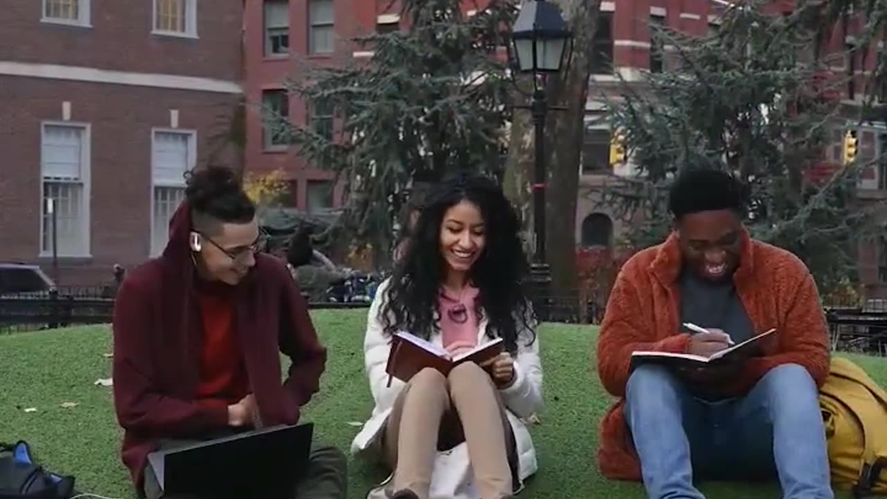 अगर विदेश में पढ़ना चाहते हैं, तो यह Video ज़रूर देखें | Higher Education in Abroad #shorts #youtube