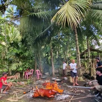 Roasting Lechon in the Philippines, Baroy, Lanao del Norte
