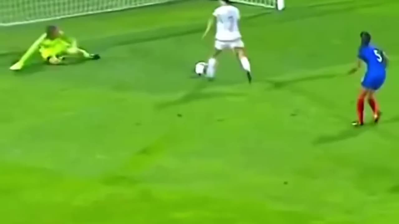 Crazy Moments in Womens Football