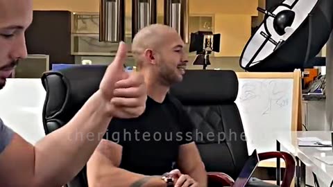 TATE'S Innovative Solution To A Bank Problem🤣