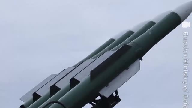 Check out mixed unit of Buk-M3 and Buk-M2 anti-aircraft missile systems' crews