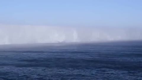 The Ice Wall of Antarctica - Real Footage From The Edge of The Realm？