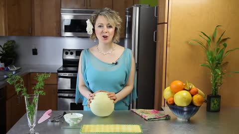 How to Eat a Honeydew Melon : Tasty Dishes