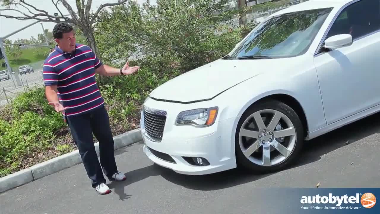 2012 Chrysler 300 SRT8 Test Drive & Luxury Muscle Car Video Review