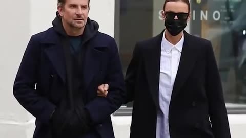 Irina Shayk and Bradley Cooper appeared on a romantic walk ❤️
