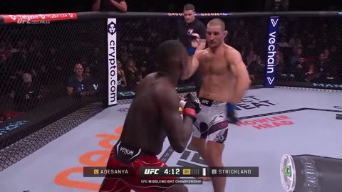 Sean Strickland vs Israel Adesanya | FREE FIGHT | UFC 297