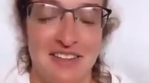 תופעת לוואי דלקות קרום המוח ושיתוק אחרי חיסון מודרנה ובית החולים ניסה להסתיר