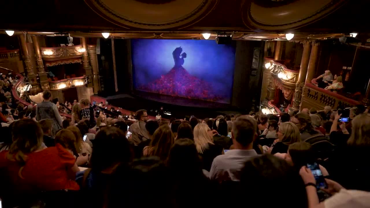 BEAUTY AND THE BEAST London Palladium audience reactions!