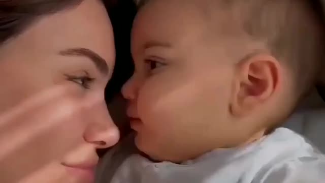 Cute Baby Playing MoM😊😚