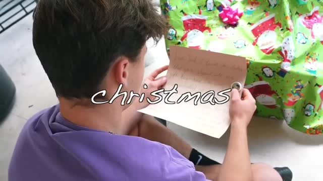 I Tracked Santa with an AirTag!