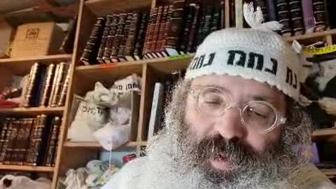 שומרת יבם בין ליבם אחד בין לשני יבמין ר"א אומר יפר ר' יהושע אומר לאח- שיר נ נח משנה מסכת נדרים דף עד