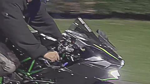 Worlds fastest bike kawasaki ninja h2