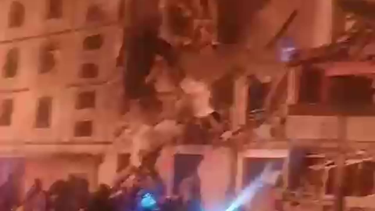 Russia Sends a Glide Bomb Into the Center of a 9 Story Apartment Building