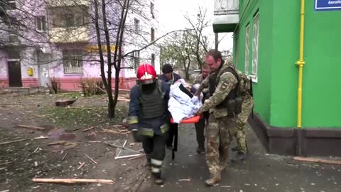 Russian shell hits Kharkiv residential area