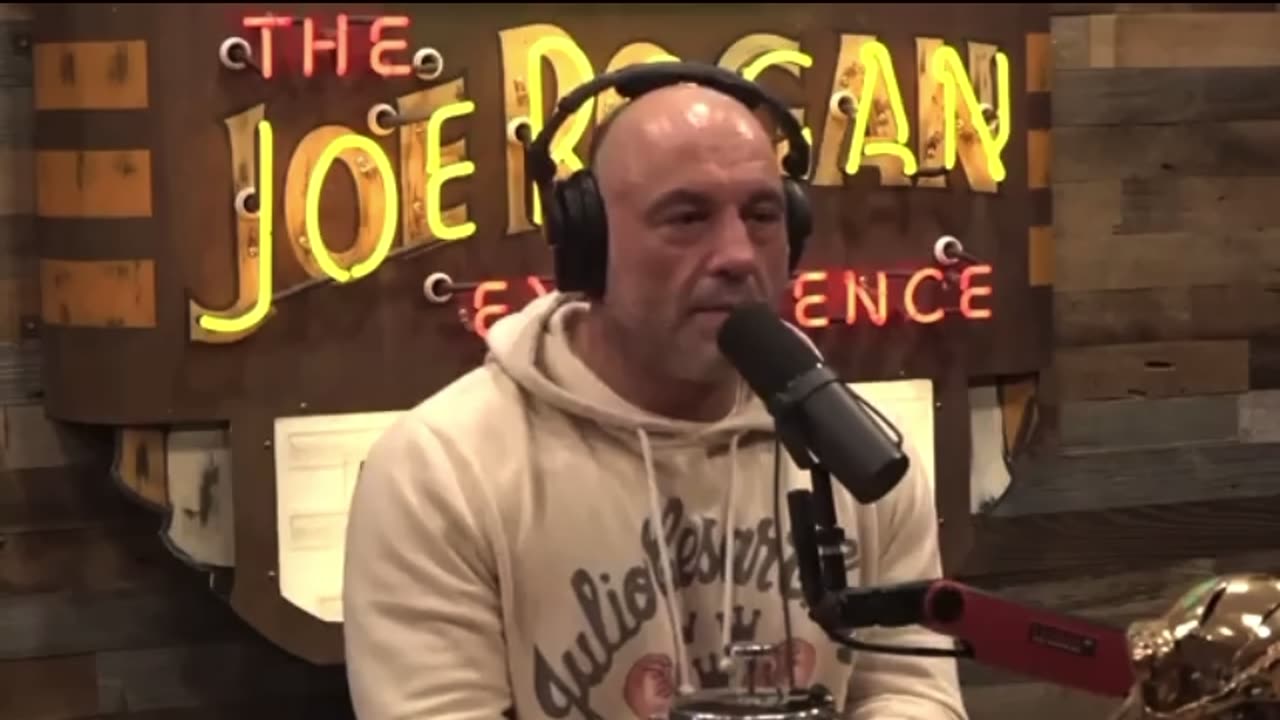 Joe Rogan Suggest’s Tucker should Sign a Deal With Rumble “He’s designed for the Internet”