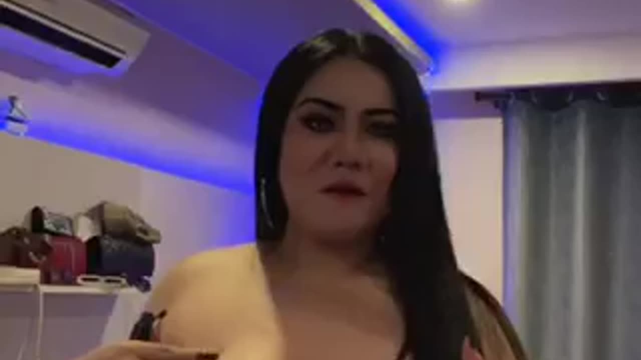 #chanaphon #busty #curvymodelplussize #curvymodel #topcurvymodel #bigboobs #onlyfans #bbw