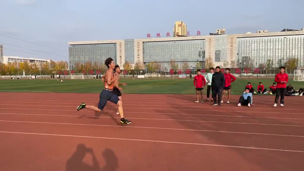 Which of the two men can run faster