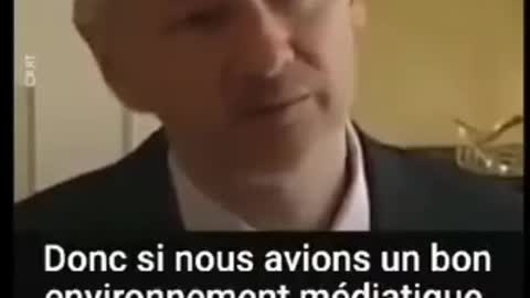 Julian Assange donne son avis sur la guerre