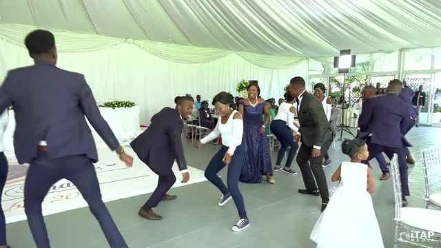 Kokota Piano" Wedding Dance