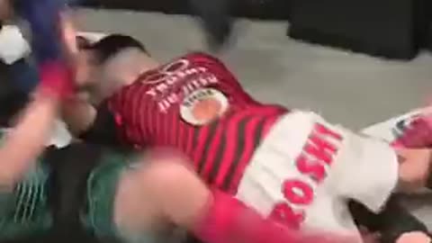 Undefeated 9 Year old Albie King eliminates his opponent with a beautifully executed Kimura...