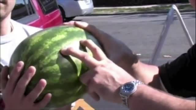 Smashing Watermelon With Only Two Fingers