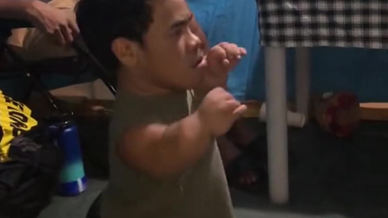 Dwarf Black Belt beats up stranger