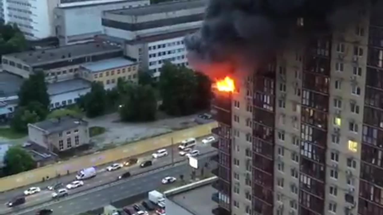 Terrifying Blaze Erupts! Unseen Angle of High-Rise Fire in Moscow!