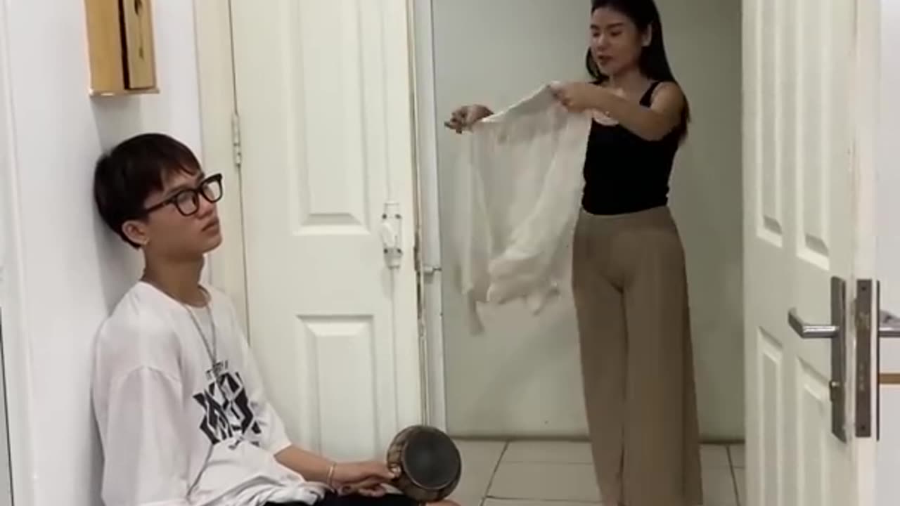Funny videos#try not to Lough