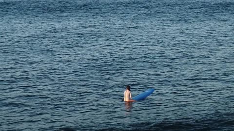 Erin at the Ala Wai 2023-11-11 Sat 1-3 feet