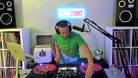 DJ Hoof's Party 10 Episode 2402