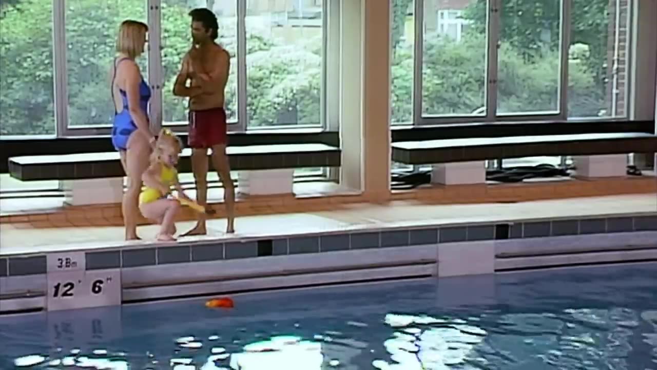 Dive Mr bean Funny clip 😄