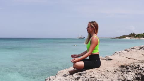 15 Minute Daily Morning Meditation for Improved Self Esteem (This Actually Works!)