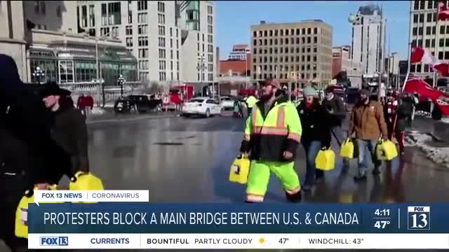 Protestors block bridge between U.S. & Canada