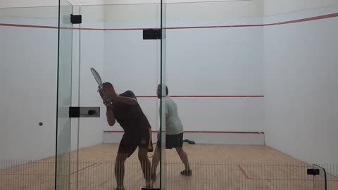 Squash gameplay