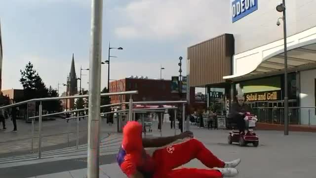 Spiderman who failed to climb