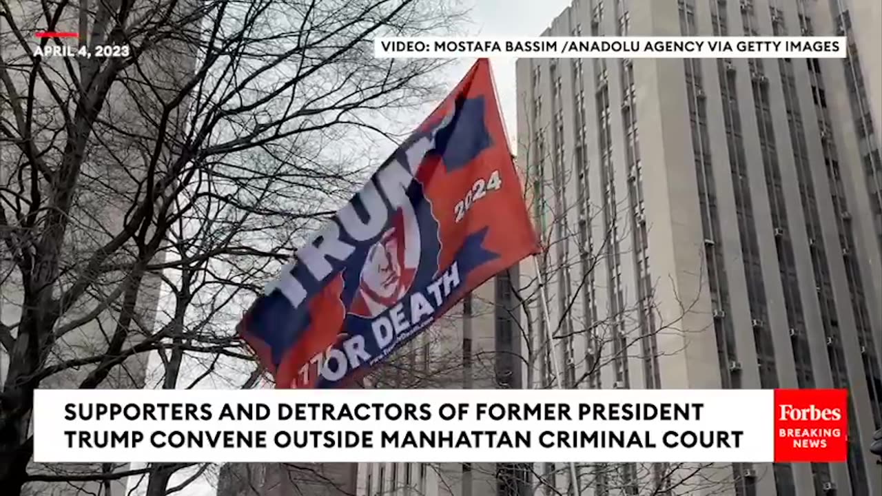 Pro-Trump Supporters Clash With Anti-Trump Demonstrators Outside Manhattan Court - Trump Arraignment