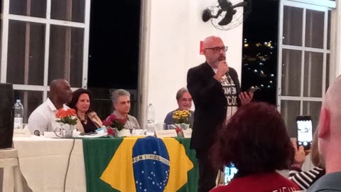 Dr Alessandro Loiola em Santos palestra sobre Vacinas