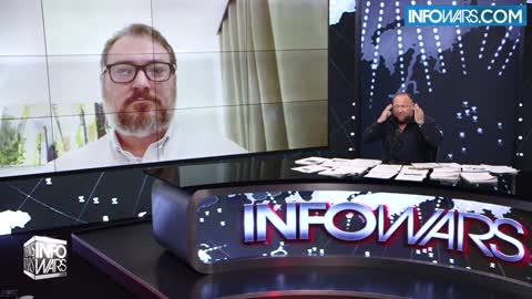 Australian MP Joins Infowars to Send an S.O.S. to the World