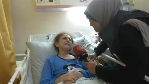 Reporter Al-Alam: "Czy wiesz, co stało się z Twoją rodziną? „ Mała dziewczynka: "Byli męczennikami"