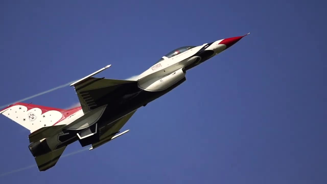 F-16 Thunderbirds no. 6 Fly By: A Showcase of Aerial Agility and Precision #thunderbirds #usaf