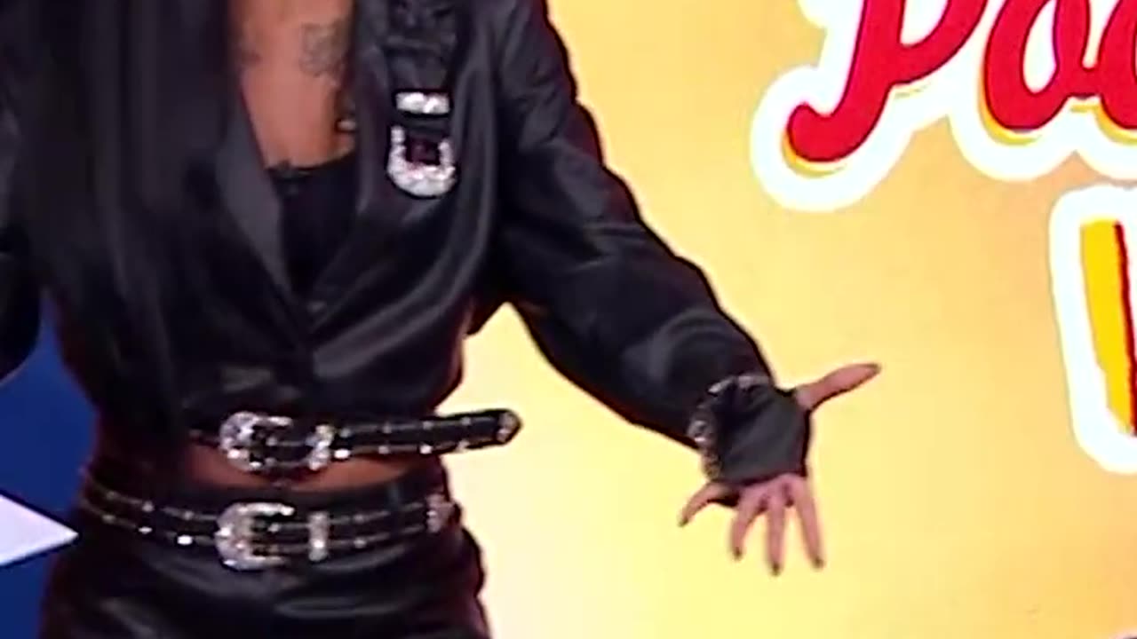 POCAH ODEIA SILÊNCIO NA HORA H Pocahs Ideias TVZ Pocah Humor Multishow