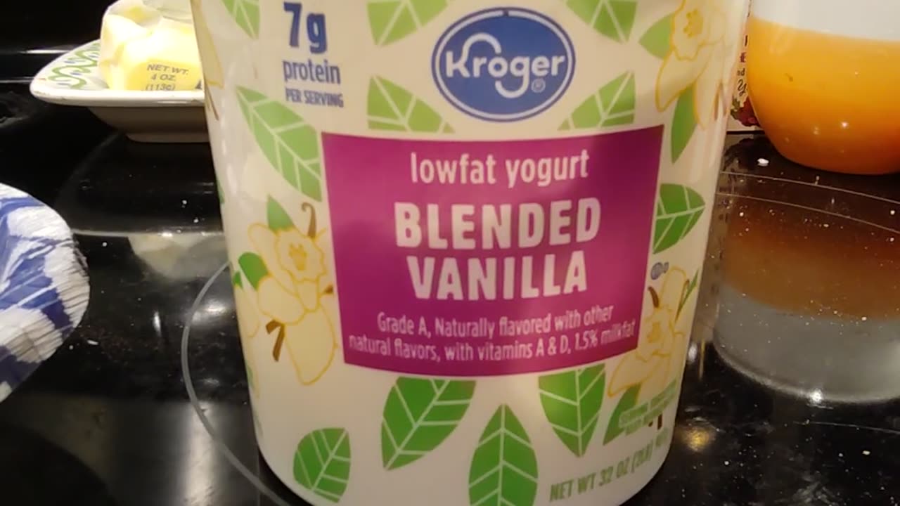 Eating Kroger Blended Vanilla Lowfat Yogurt, Dbn, MI, 11/21/23