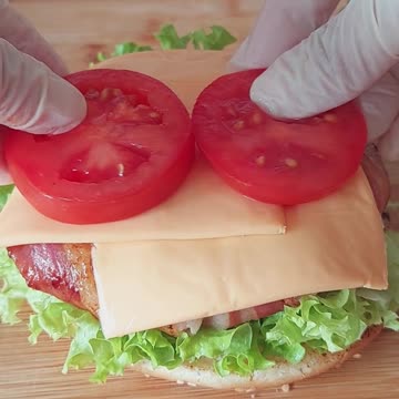 Bacon cheeseburger with extra cheese | UHM 😐 YUM 🤤: #shorts #bruger #baconburger #cheeseburger