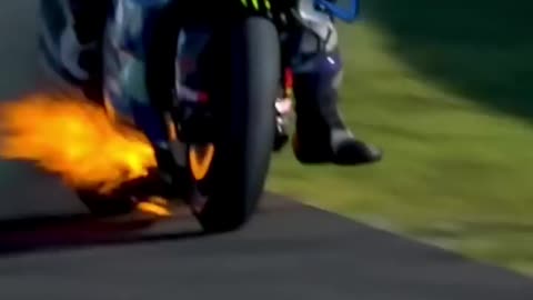 Tsuda’s GSX-RR’s gone into a fireball! �� _ 2022 #JapaneseGP