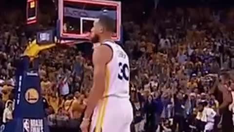 Curry’s most satisfying passes