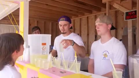 Biggest lemonade stand